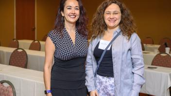 Verónica Martínez-Cerdeño and CAMPOS Faculty Director Mariel Vazquez