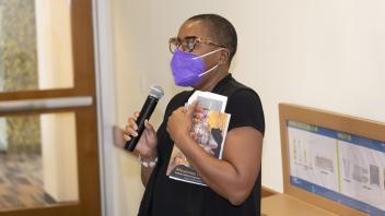 CAMPSSAH faculty director kimberly nettles-barcelón asks a question