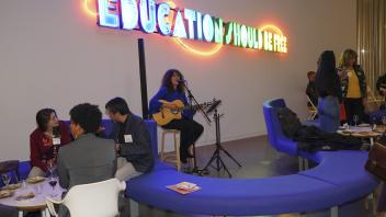 musical entertainment by dinorah