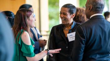 Genna weinstein shares a laugh with Lashelle May 